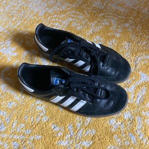 Adidas Sambas Men’s 8.5 Women’s 9.5